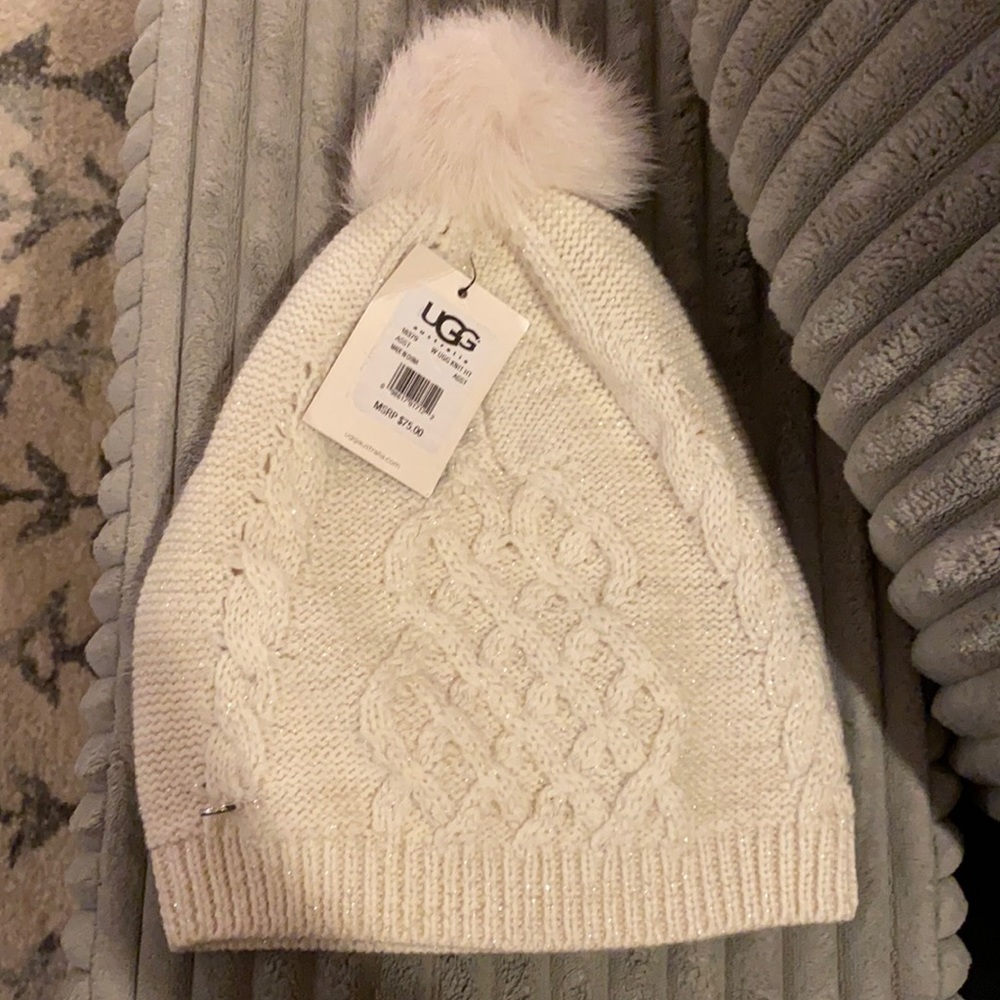 Brand new ugg hat never used!